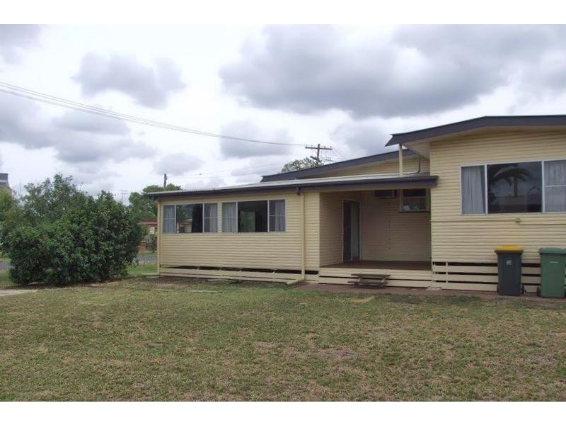 2 Knox Street, Dalby QLD 4405