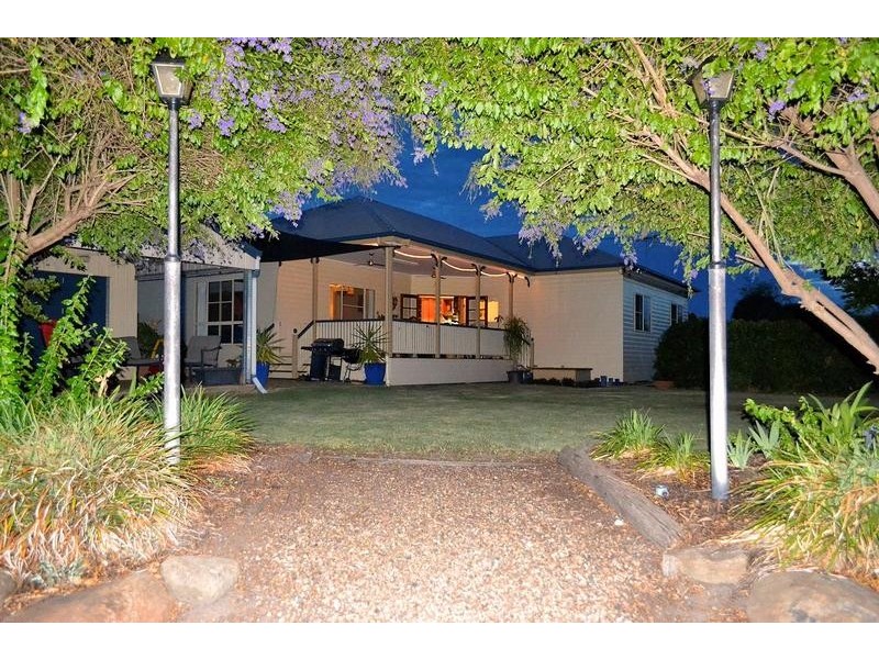 51 Summer Avenue, Dalby QLD 4405