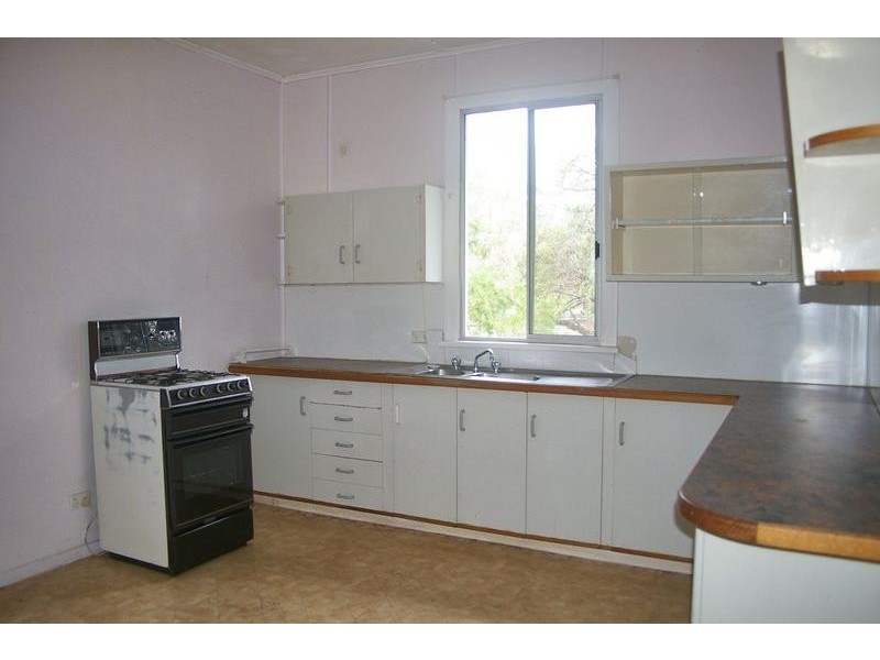 70 Arthur Street, Dalby QLD 4405