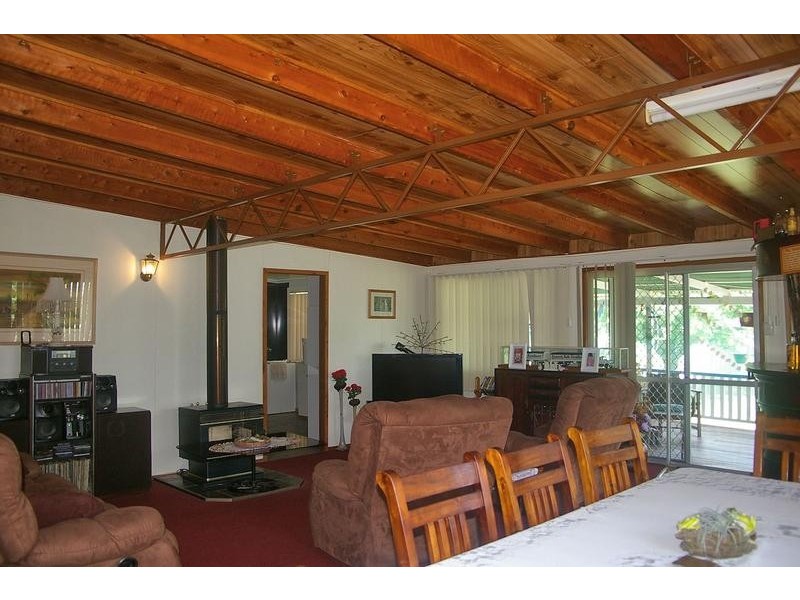 8 Mccay Street, Macalister QLD 4406