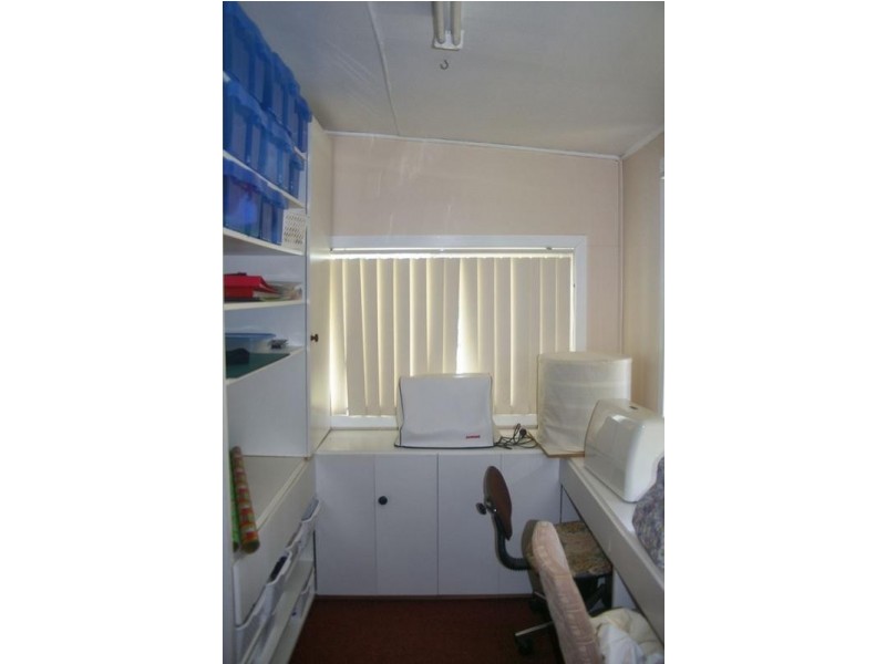 8 Mccay Street, Macalister QLD 4406