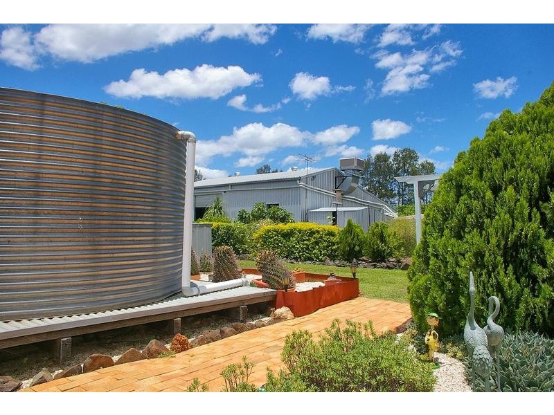 8 Mccay Street, Macalister QLD 4406