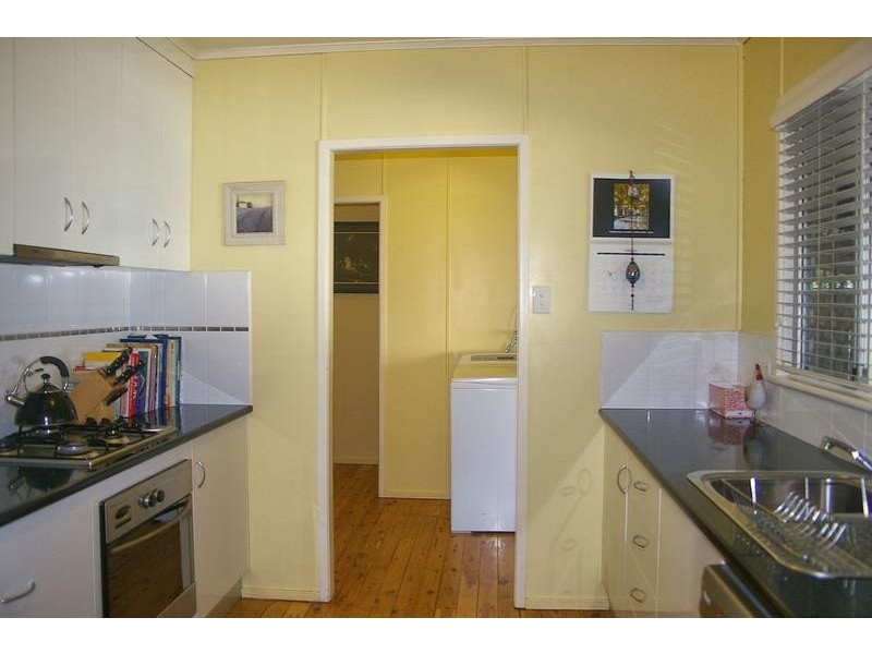 29 Curtis Street, Dalby QLD 4405