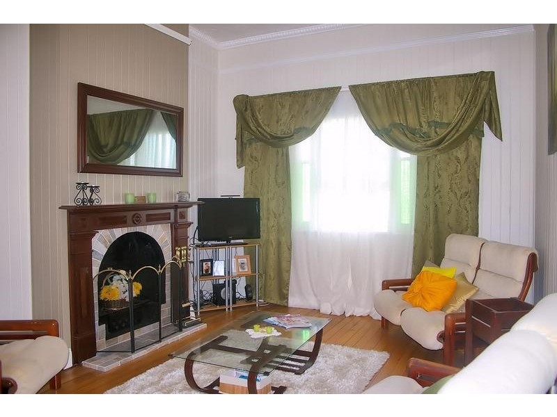 11 Myall Street, Dalby QLD 4405