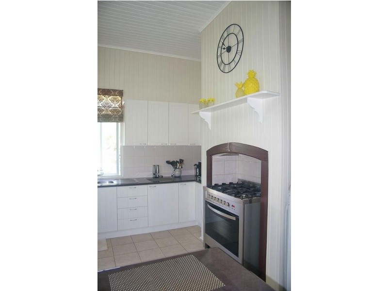 11 Myall Street, Dalby QLD 4405