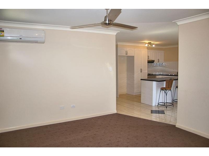 2/ 124 Edward Street, Dalby QLD 4405
