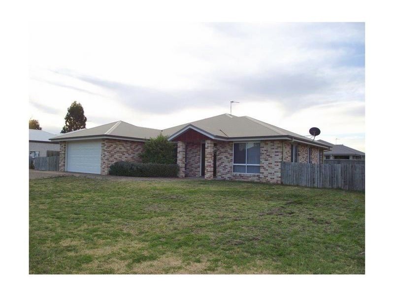 10 Trentwood Parade, Dalby QLD 4405