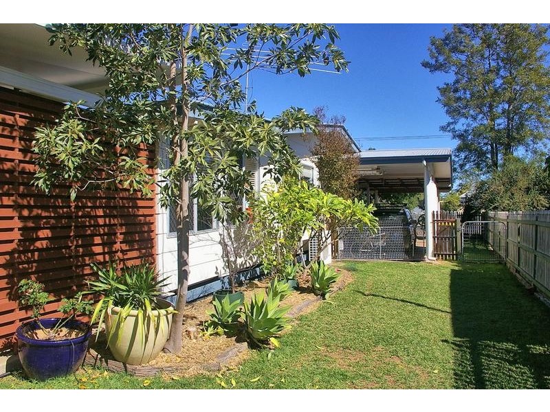 59 Curtis Street, Dalby QLD 4405