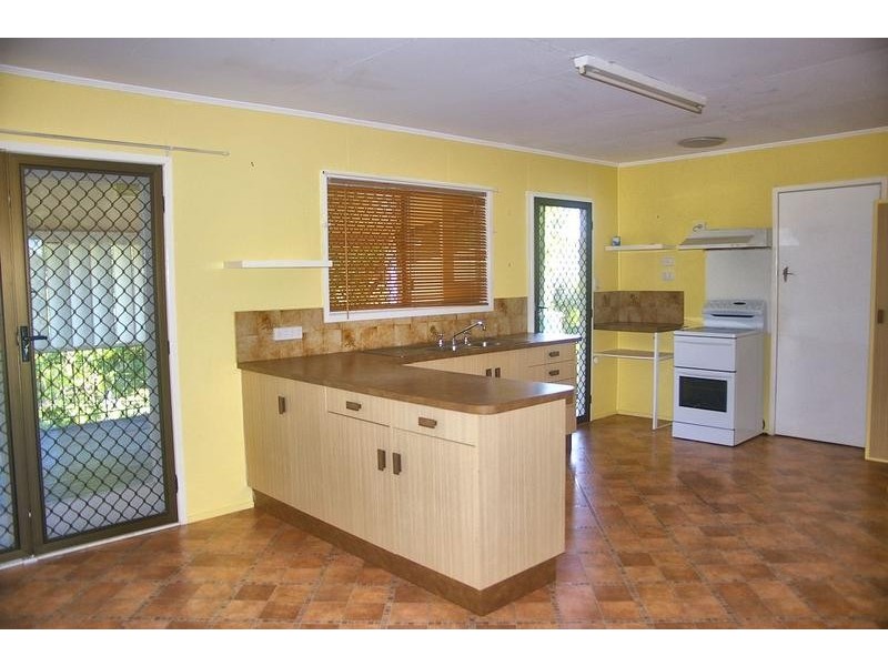 12 Thorley Street, Dalby QLD 4405