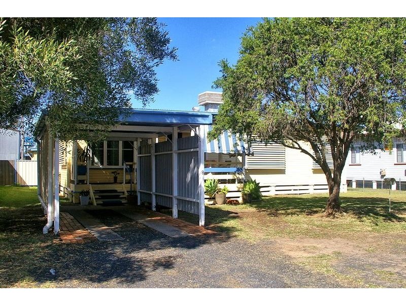 8 Swan Street, Dalby QLD 4405