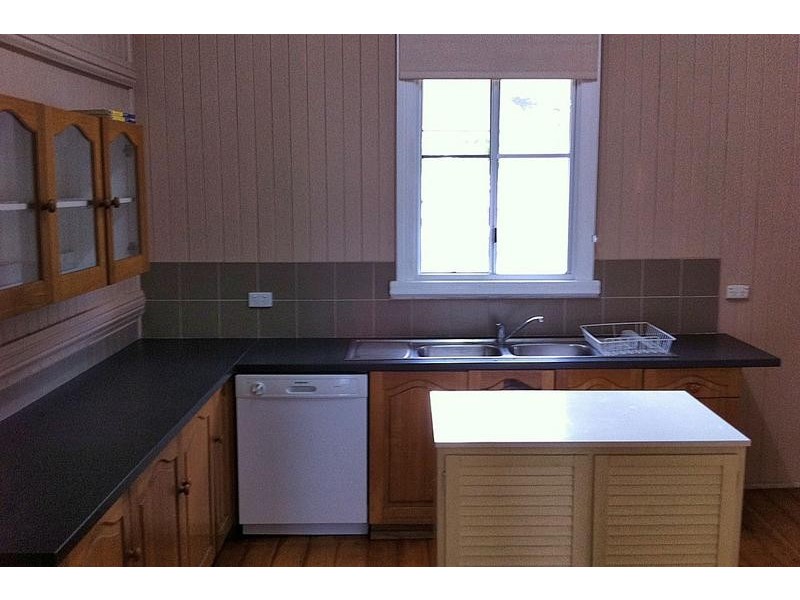 7 Loam Street, Dalby QLD 4405