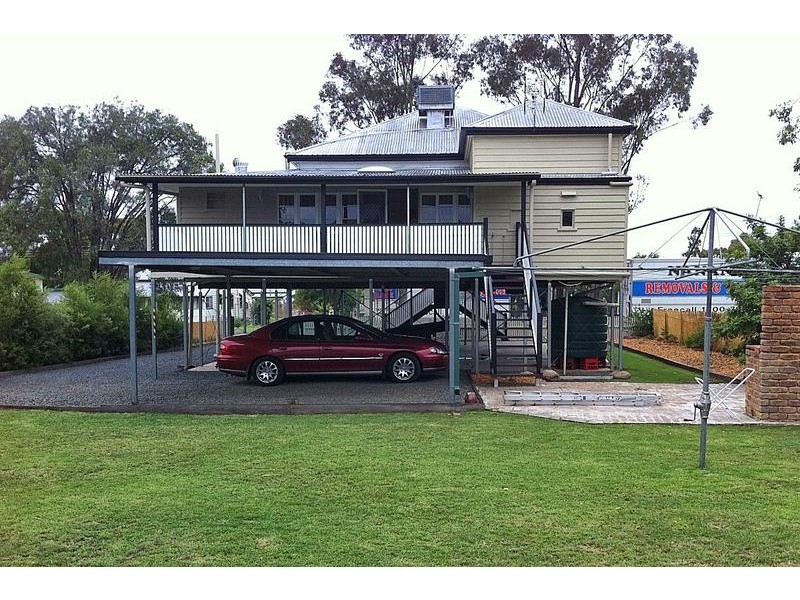 7 Loam Street, Dalby QLD 4405