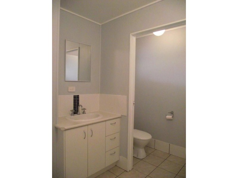 Units 1-5, 24 Bunya Street, Dalby QLD 4405