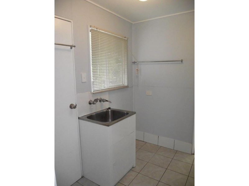 Units 1-5, 24 Bunya Street, Dalby QLD 4405