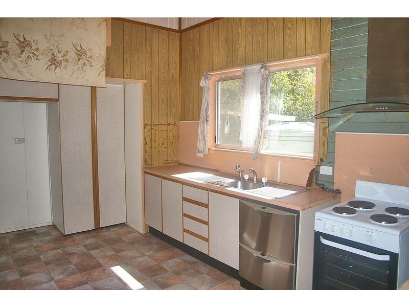 5 Lloyd Street, Dalby QLD 4405