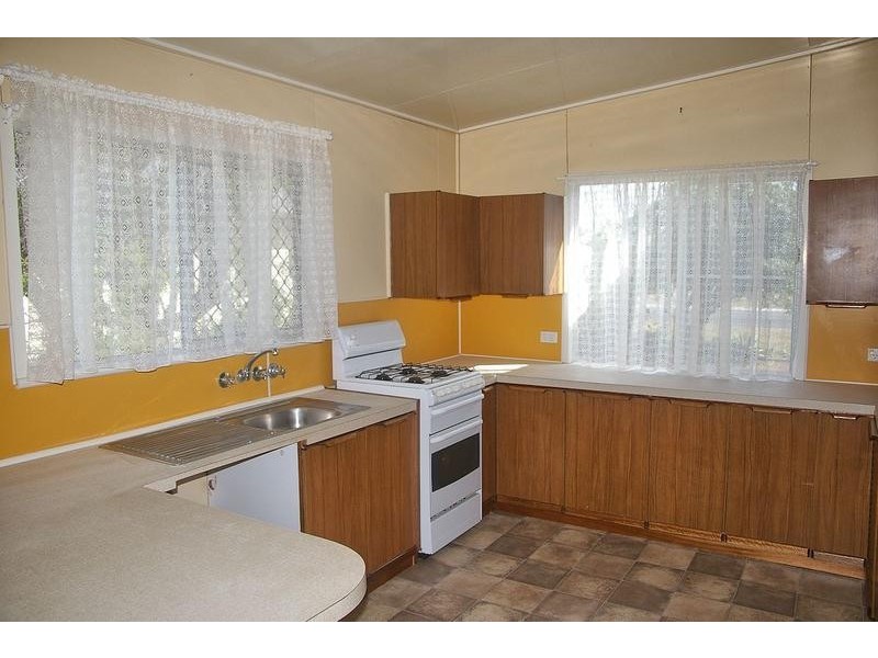 101 Edward Street, Dalby QLD 4405