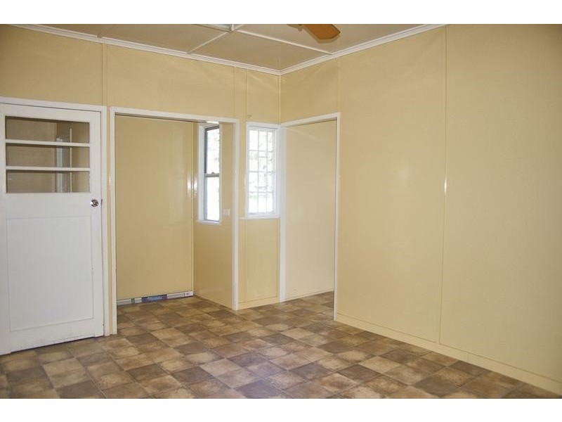 101 Edward Street, Dalby QLD 4405