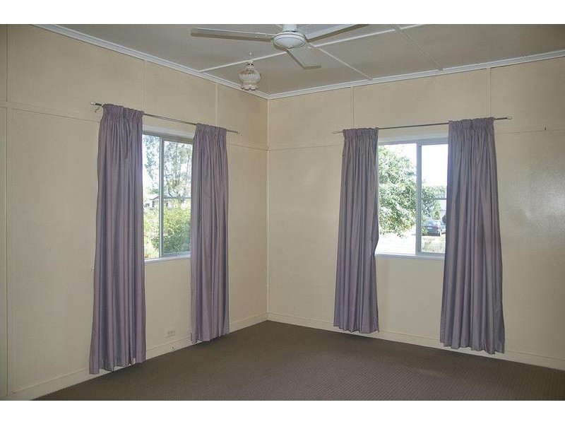 101 Edward Street, Dalby QLD 4405