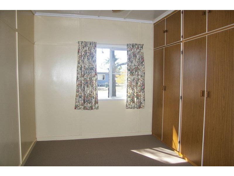 101 Edward Street, Dalby QLD 4405