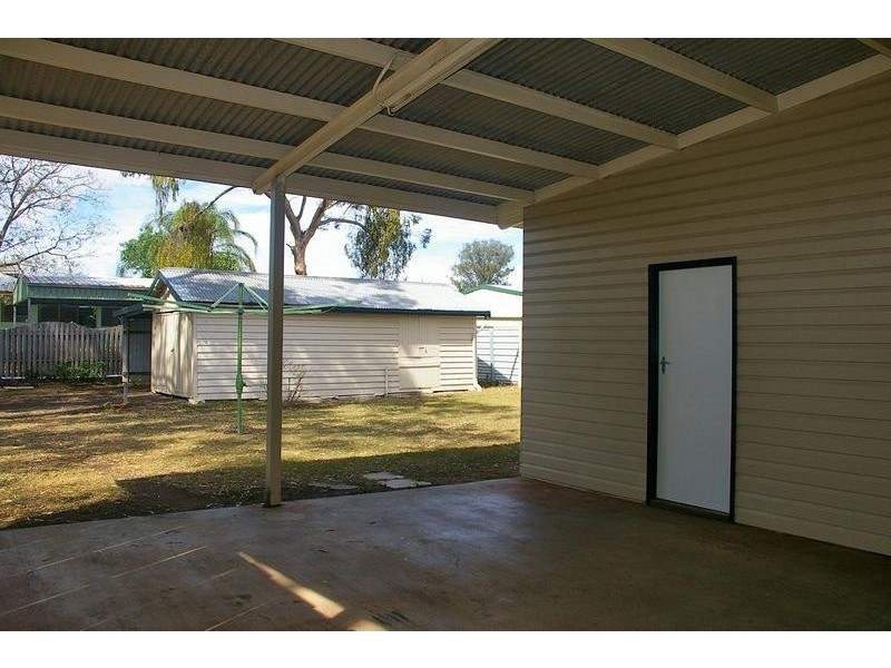 101 Edward Street, Dalby QLD 4405