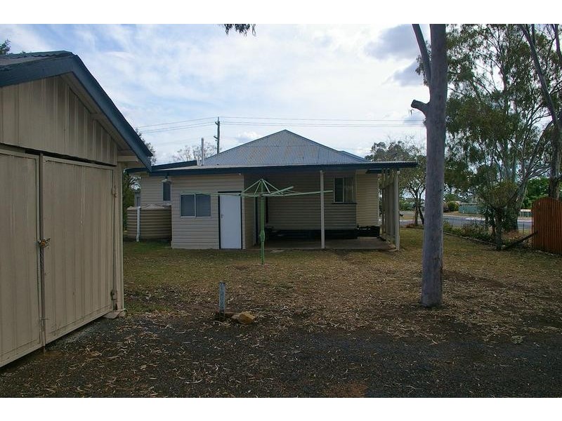 101 Edward Street, Dalby QLD 4405