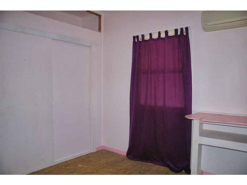 6 Blaxland Road, Dalby QLD 4405