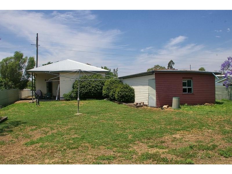 88 Bunya Street, Dalby QLD 4405