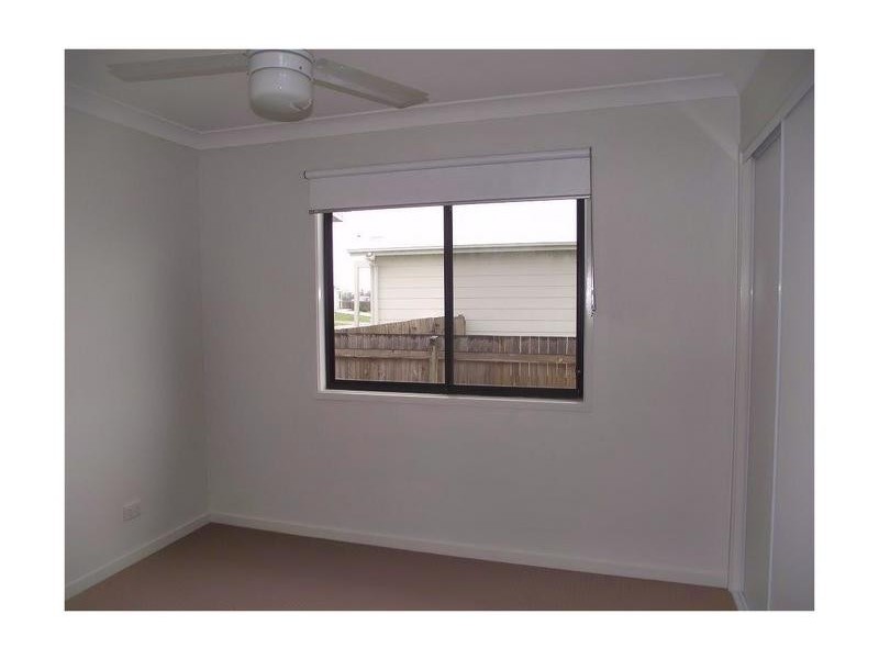 8 Keys Place, Dalby QLD 4405