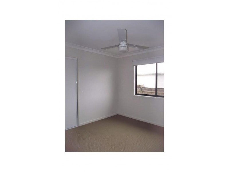 8 Keys Place, Dalby QLD 4405