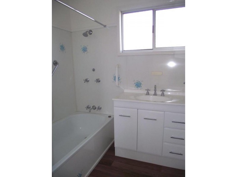 Unit 1-7, 123 Pratten Street, Dalby QLD 4405