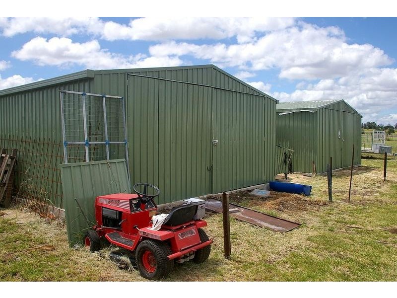 37 Hustons Place, Dalby QLD 4405