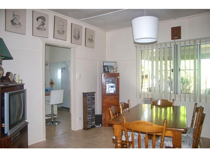 5 Wooburn Street, Dalby QLD 4405