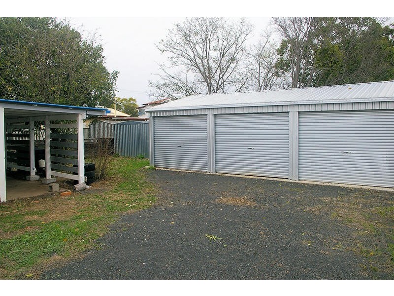 76 Wood Street, Dalby QLD 4405