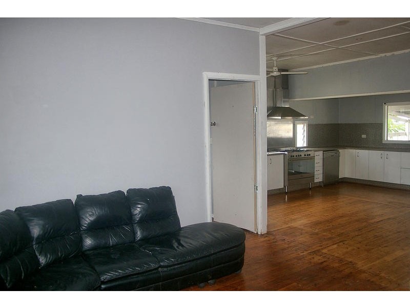 76 Wood Street, Dalby QLD 4405