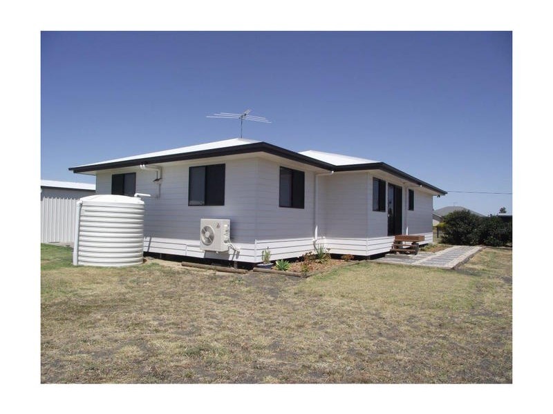 17 Millbrook Court, Dalby QLD 4405