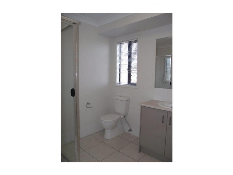 33 Gosden Drive, Dalby QLD 4405