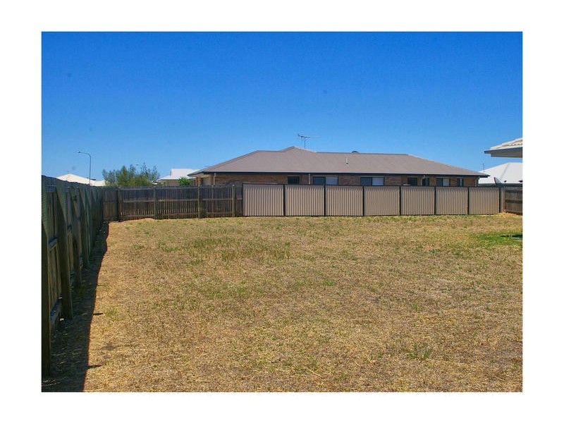 33 Gosden Drive, Dalby QLD 4405