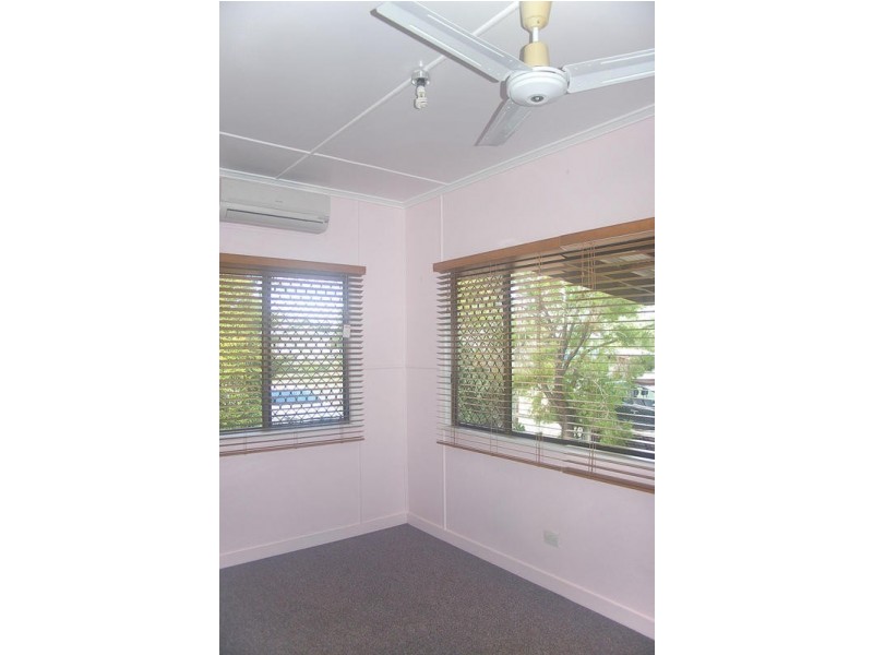 38 Drury Street, Dalby QLD 4405