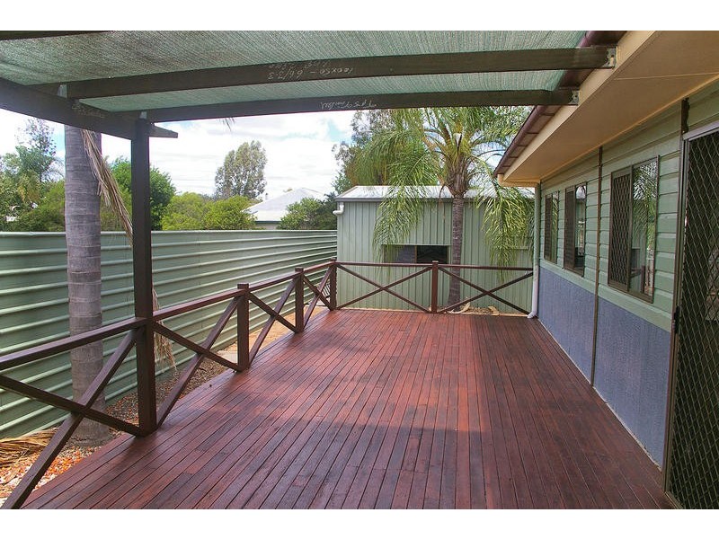 38 Drury Street, Dalby QLD 4405