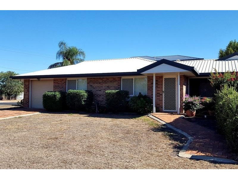 Unit 1 11 Fortescue Street, Dalby QLD 4405