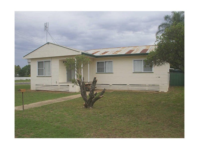 118 Bunya Street, Dalby QLD 4405