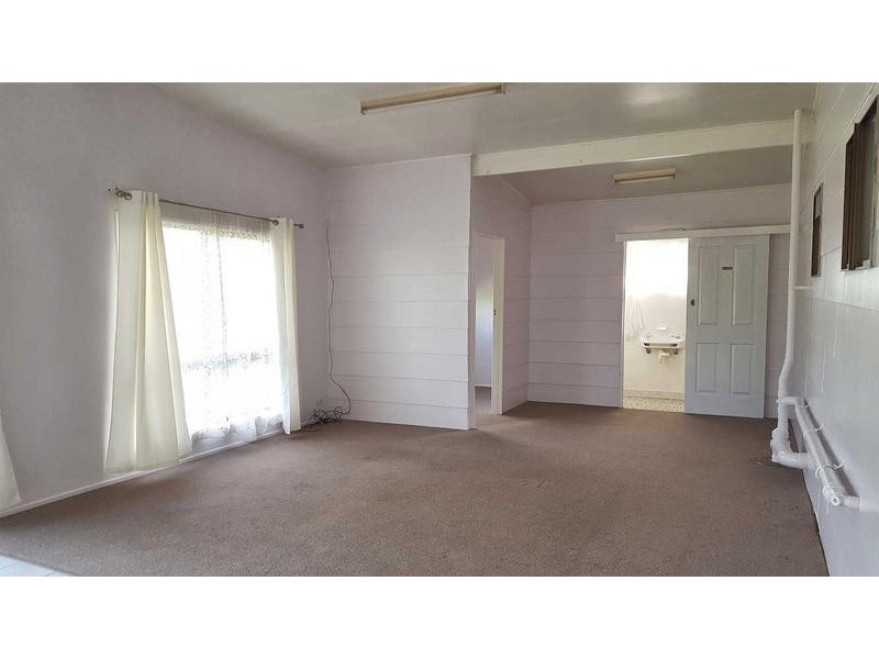 9 Reid Street, Dalby QLD 4405