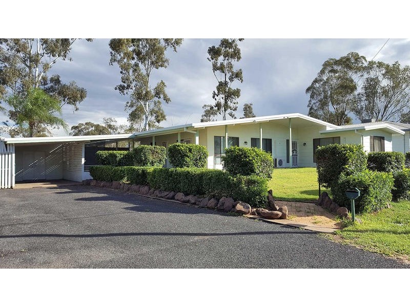 9 Reid Street, Dalby QLD 4405