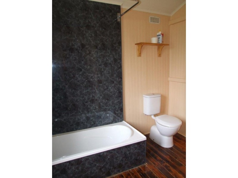 3 John Street, Dalby QLD 4405