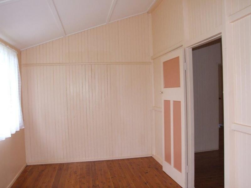 3 John Street, Dalby QLD 4405