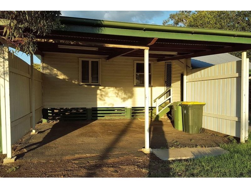 64 Alfred Street, Dalby QLD 4405