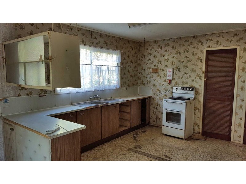 10 Brimblecombe Street, Dalby QLD 4405