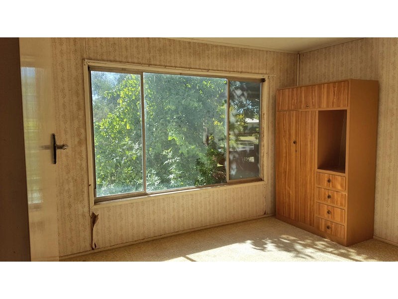 10 Brimblecombe Street, Dalby QLD 4405