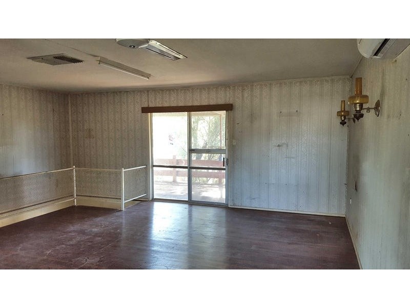 10 Brimblecombe Street, Dalby QLD 4405