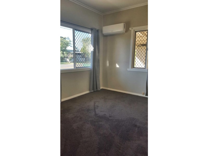 6 Blaxland Road, Dalby QLD 4405